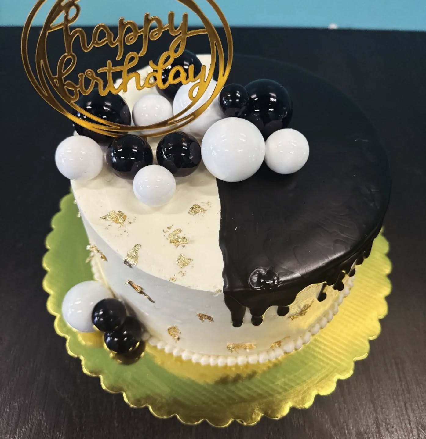 Custom cake design